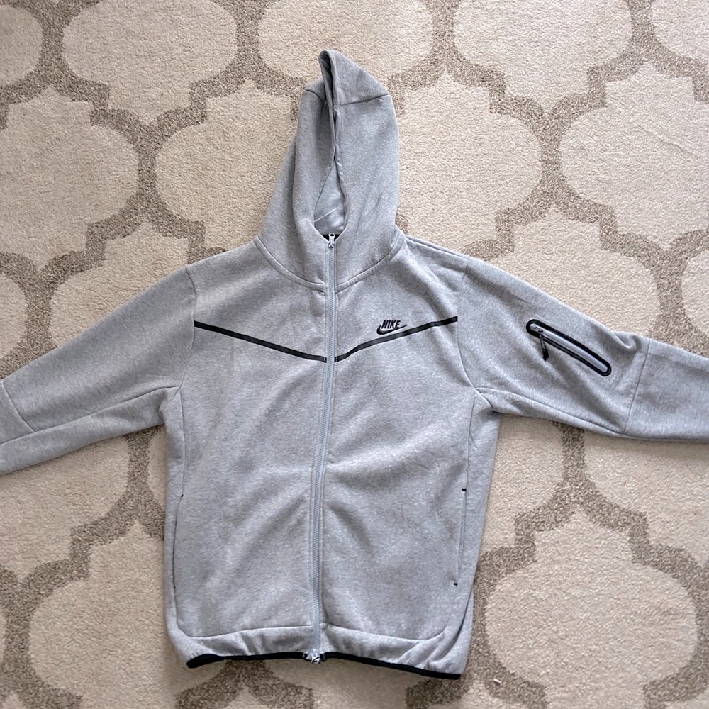 Nike tech fleece and pants